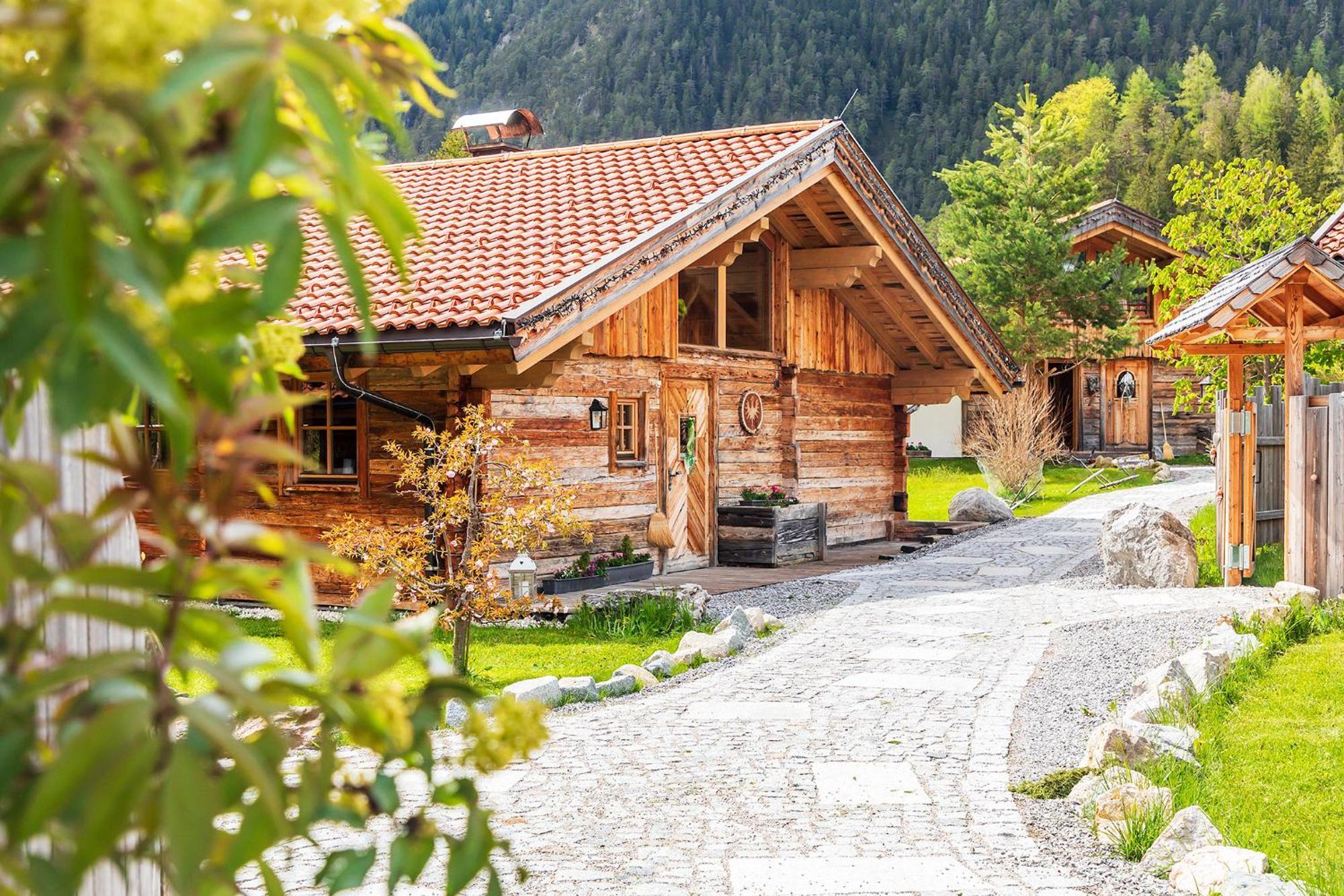 Laposch - Dein Bergaway Hotel Biberwier Buitenkant foto