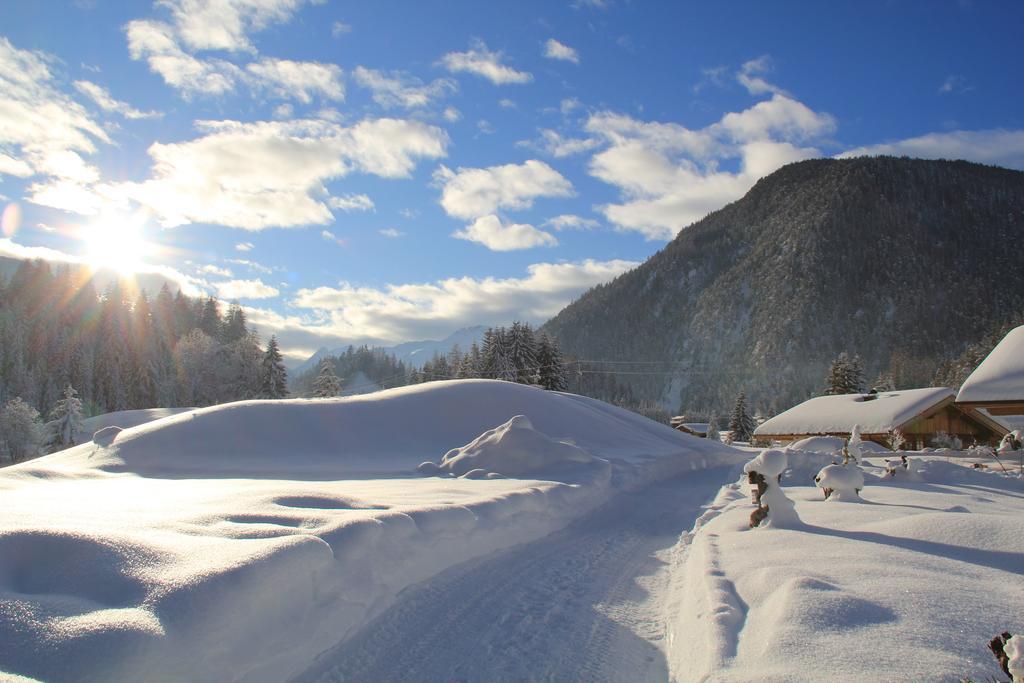 Laposch - Dein Bergaway Hotel Biberwier Buitenkant foto